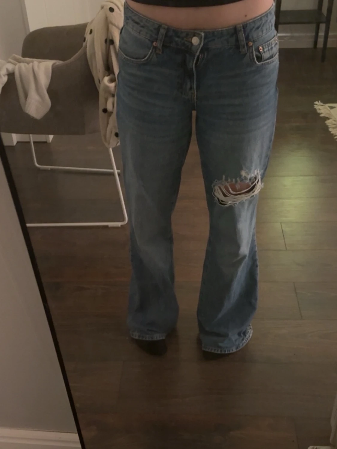 Baggy jeans med hål