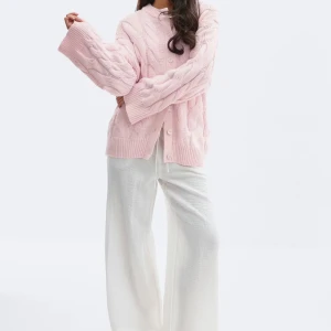 Ljusrosa kabelstickad kofta - Söker efter denna koftan storlek M