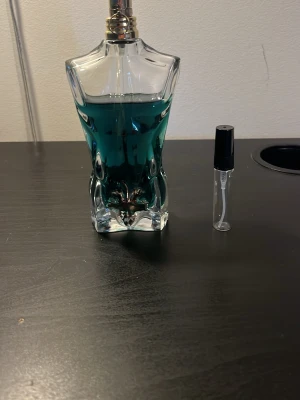 Jpg le beau edt 5ml sample - Jpg le beau edt 5ml sample, kokosnöt, vanilj, tonkaböna,bergamont , citrus , noter 