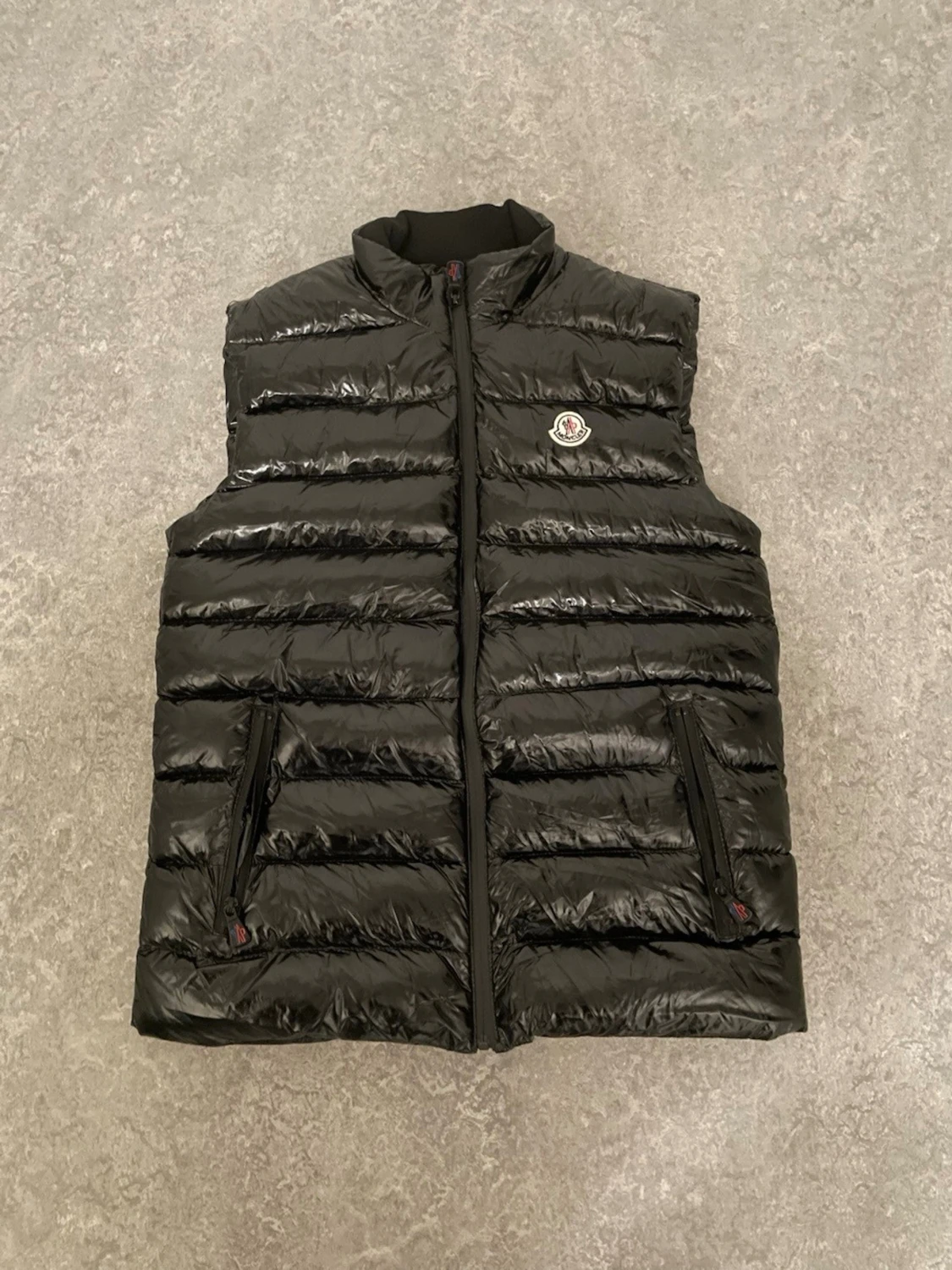 Svart Moncler väst