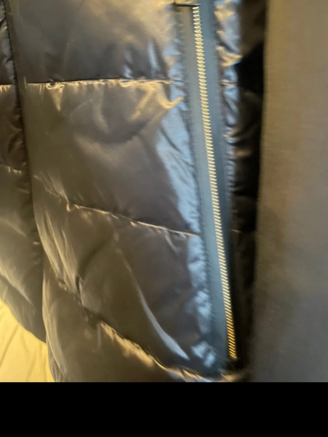 Svart pufferjacka från EA7 Emporio Armani - 3