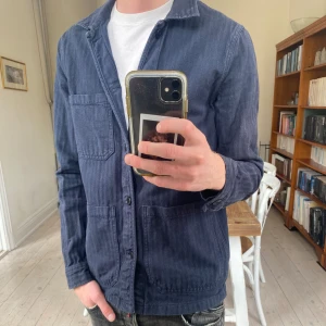 A Day’s March overshirt  - Sjukt fet overshirt från A Days March i perfekt skick 🙌 skriv vid fråga 👍 