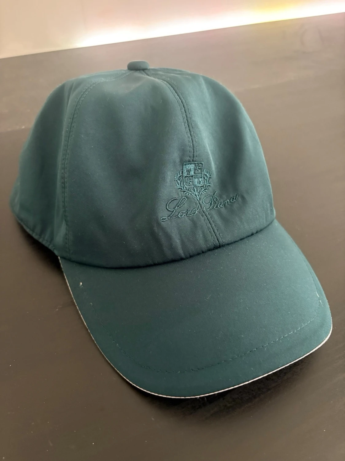 Mörkgrön keps LP