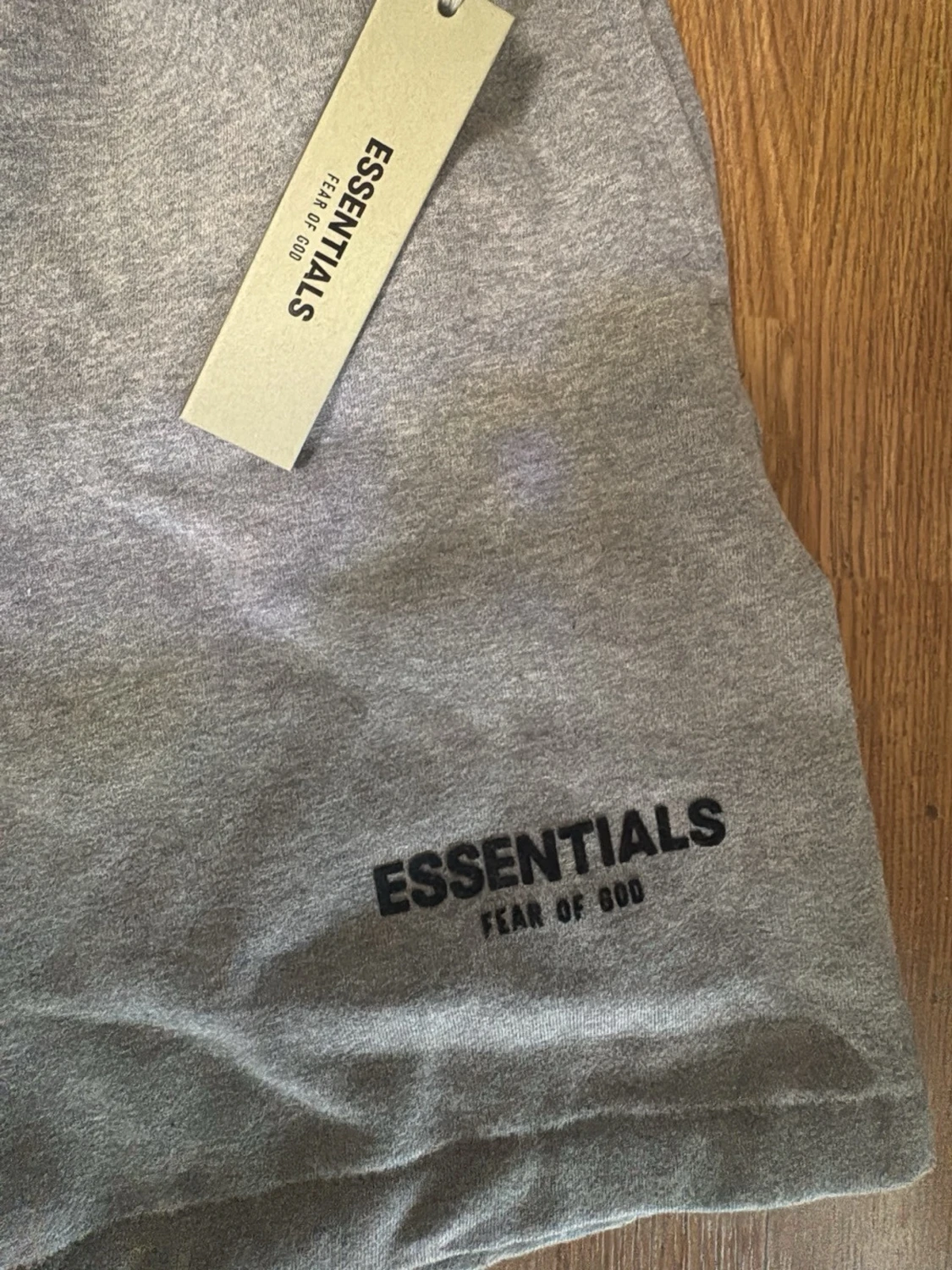 Grå Essentials shorts med snörning - 2