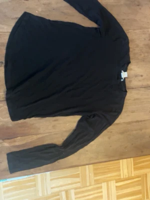 Tunn tröja -  Aldrig använts pris kan diskuteras