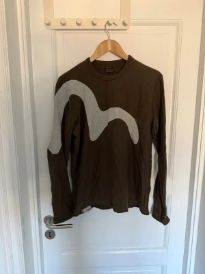 Evisu longsleve - Långärmad sällsynt evisu tröja. Vid fler frågor eller intresse för fler bilder är det bara att höra av sig🤠