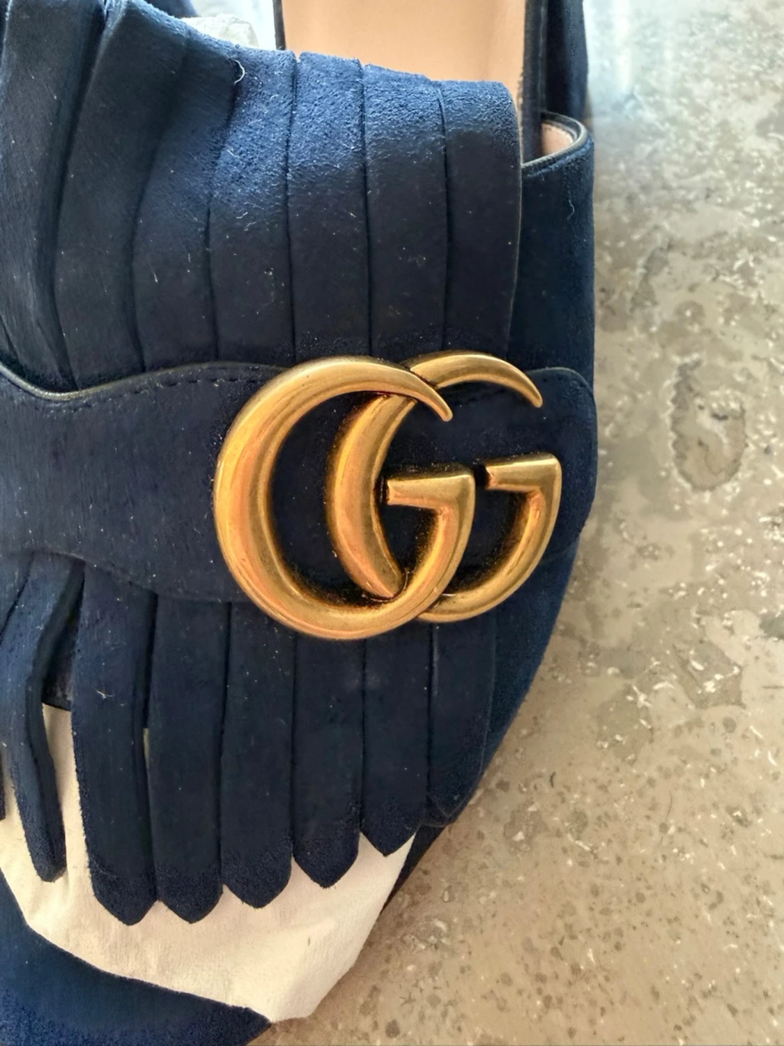 Mörkblå sammetsandaler från Gucci - 6