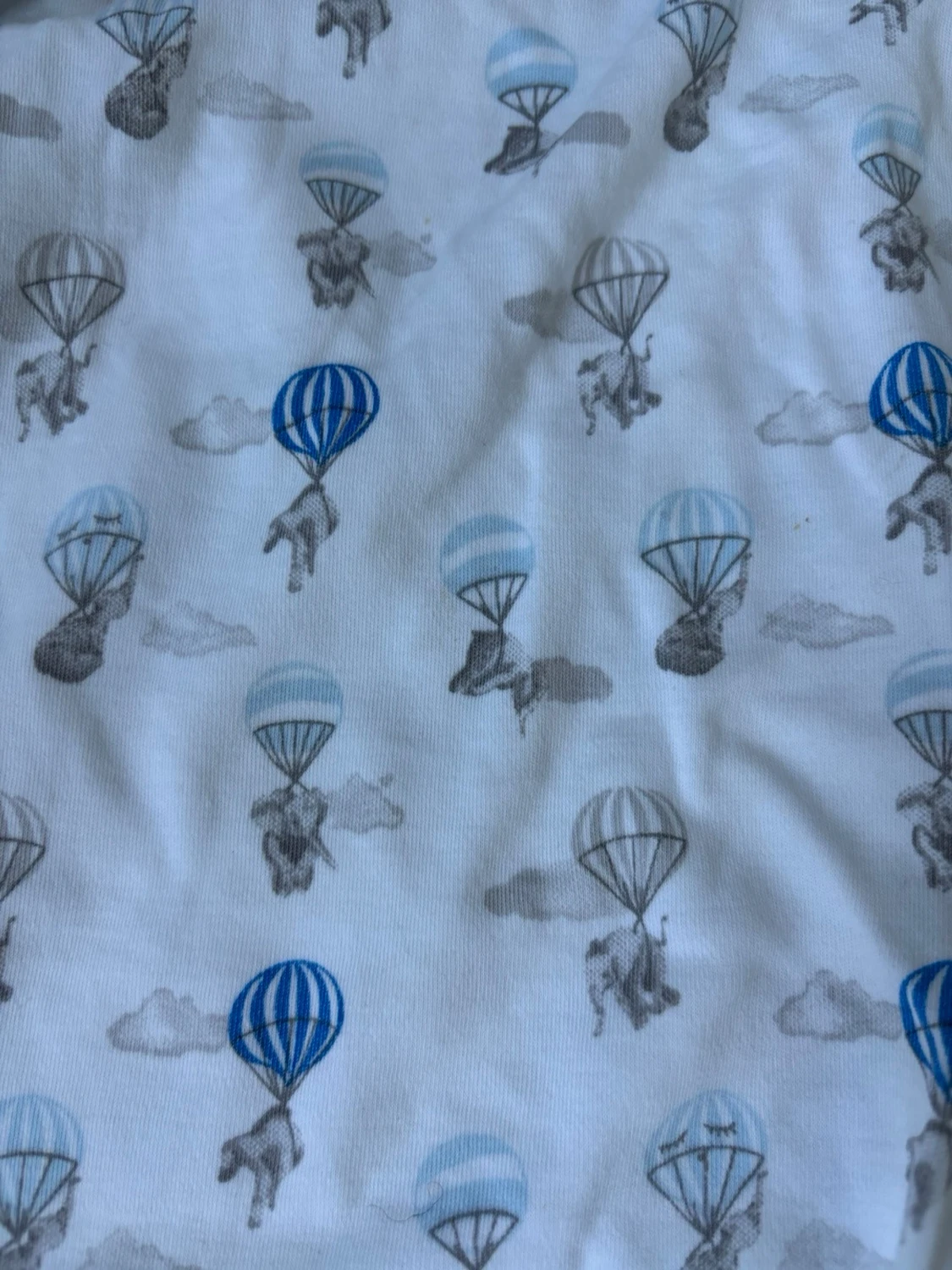 Vit pyjamas med luftballongsmönster Livly - 3
