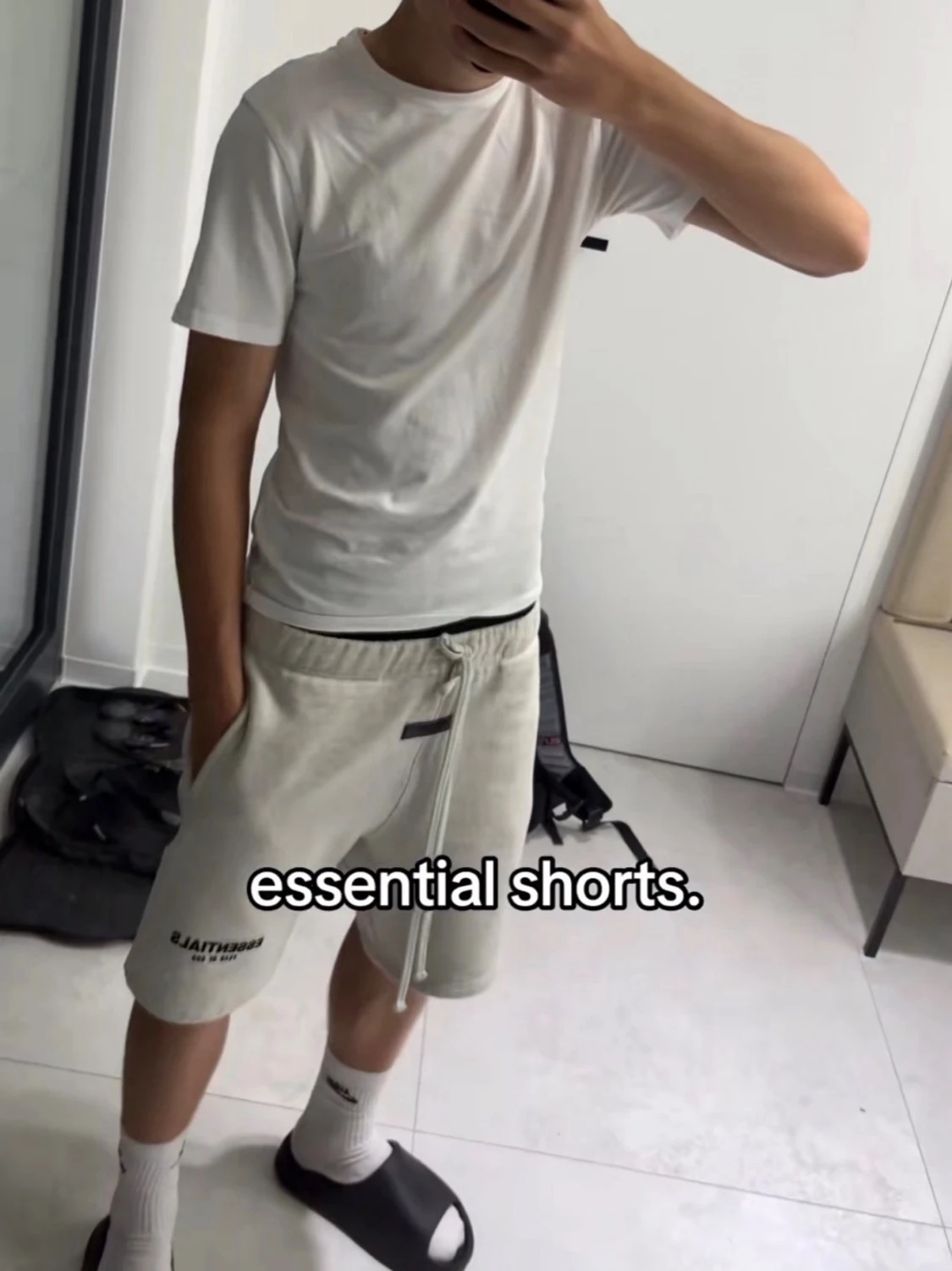 Essentials Shorts S - 1