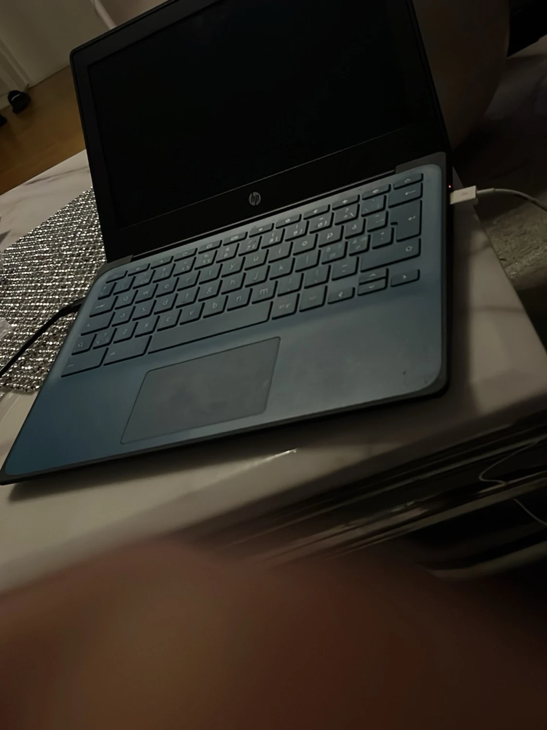 HP bärbar dator med svart tangentbord