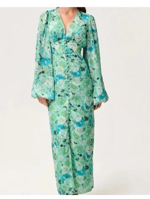 Adoore klänning - Super fin grön Adoore klänning, helt ny med lapparna kvar! Pris kan diskuteras vid snabb affär. Strl 32