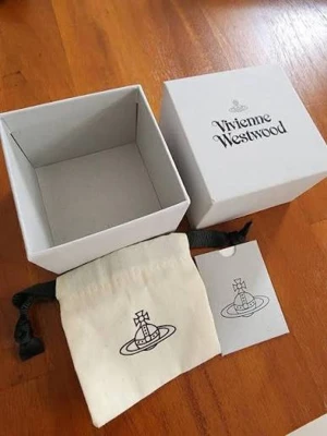 Vivienne Westwood halsband - Halsband från Vivienne Westwood, silver kedja. 