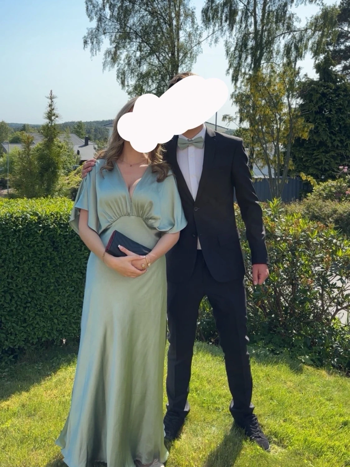 Ljusgrön långklänning med omlott