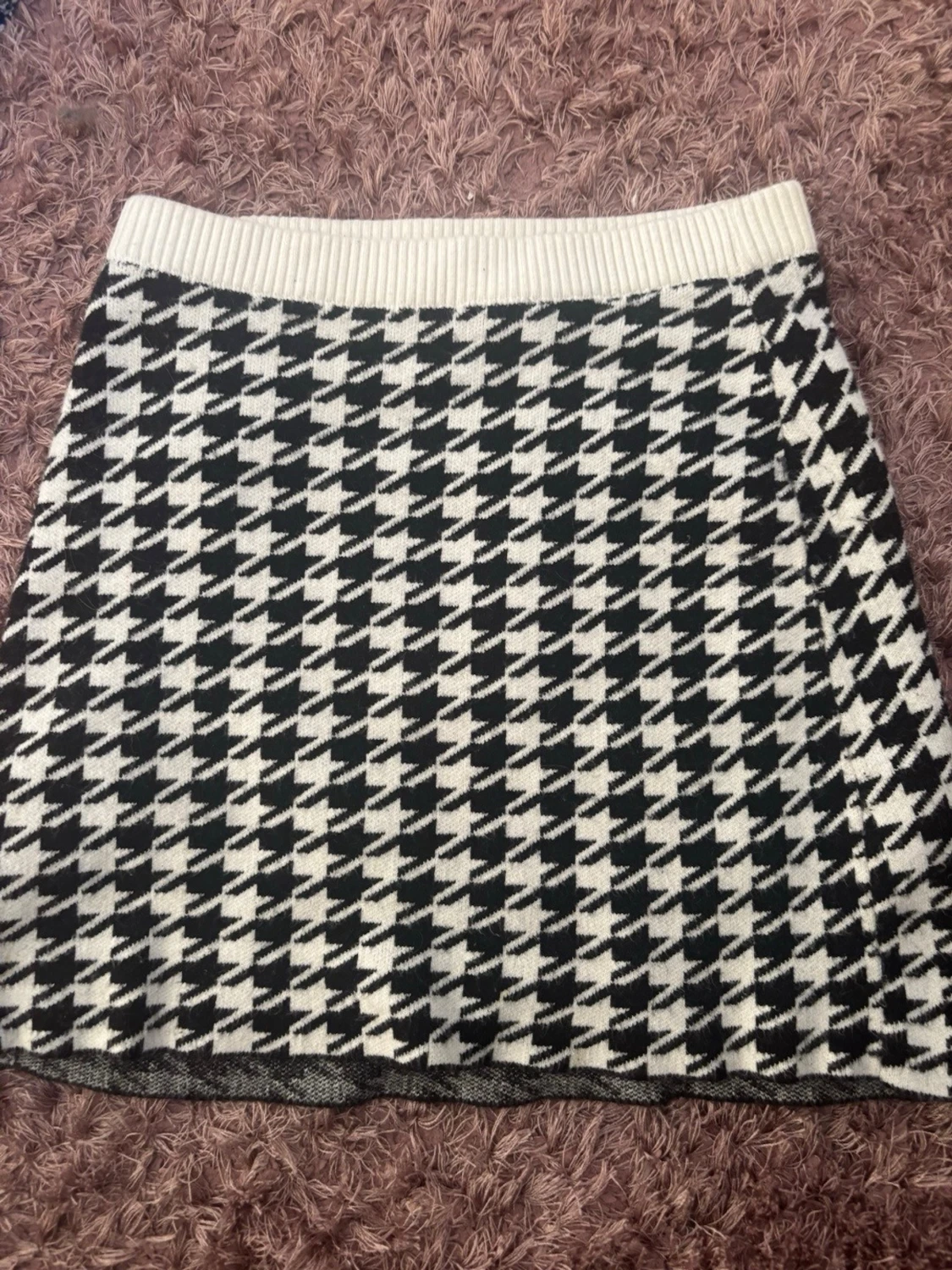 Svartvit elegant kjol~river Island