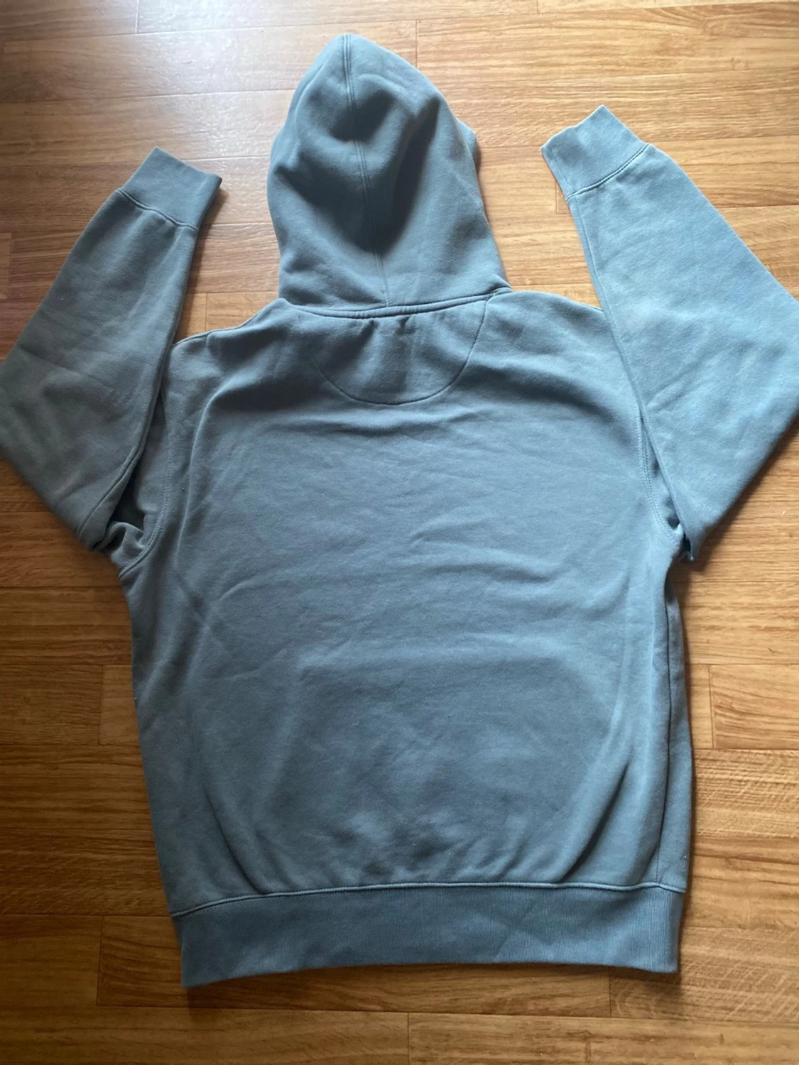 Grön hoodie från Jack & Jones  - 1