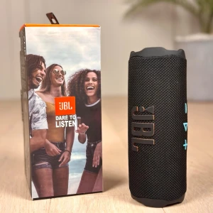 Högtalare  - Helt ny och oanvänd högtalare.