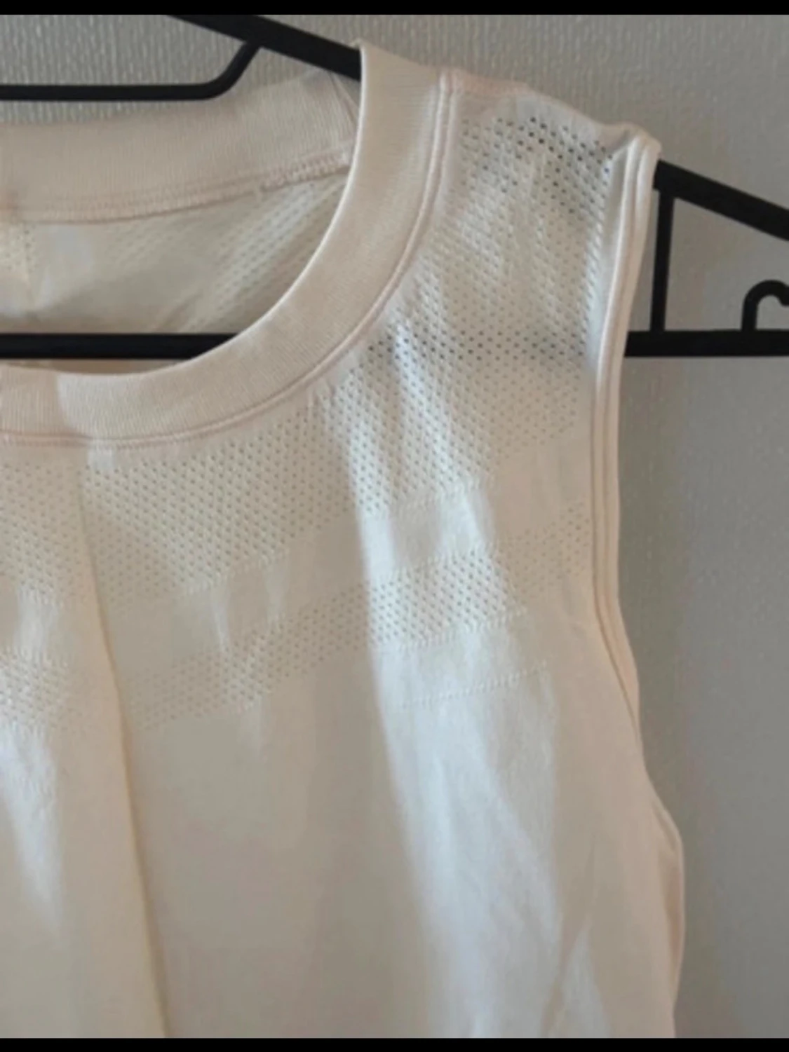 Vit ärmlös träningstopp från TriDri - 2