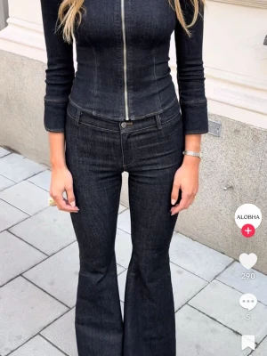 Söker - Söker detta set!!! Strl s eller m!! Helst S