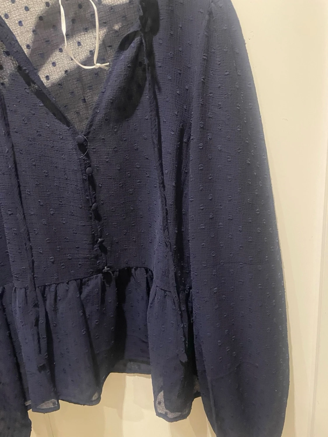 Mörkblå prickig blus Happy Holly - 3