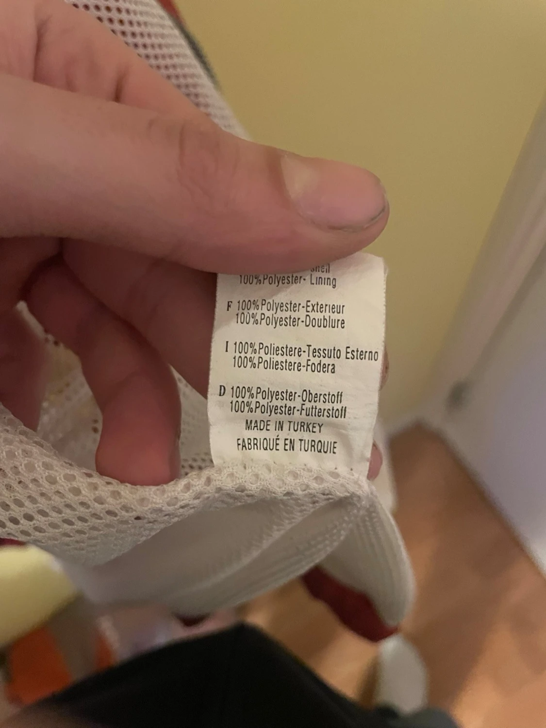 Röd och gul vindjacka från Asics - 5