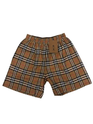 Burberry badbyxor  - Helt nya burberry badbyxor med tags. Storlek M men passar L. Väldigt fina och perfekta till sommaren. Hör gärna av för eventuellt flera bilder eller funderingar!