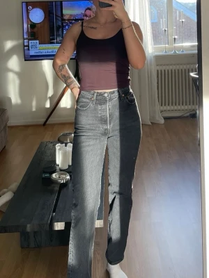 Levis ribcage - 25/30