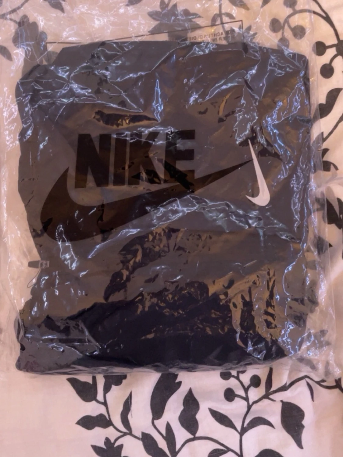 Svart Nike vindjacka med huva - 1