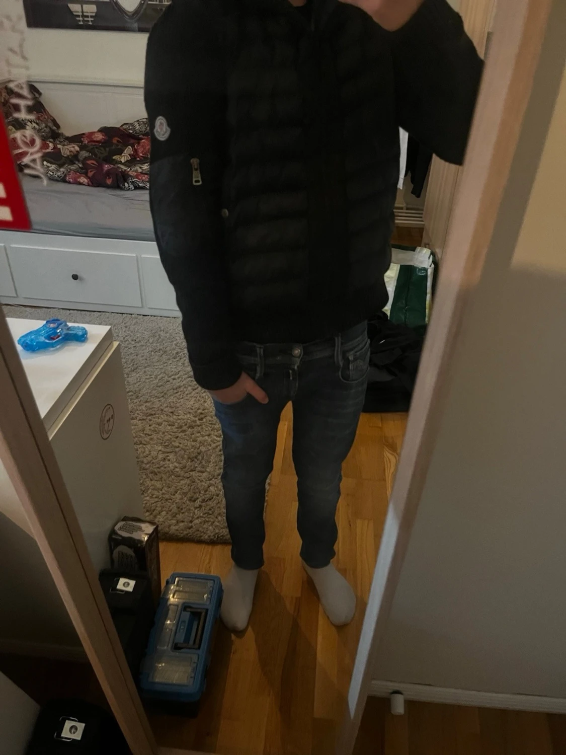 Svart pufferjacka från Moncler - 2