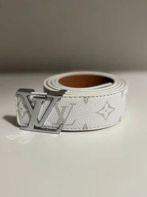 Lv bälte  - Helt ny 
