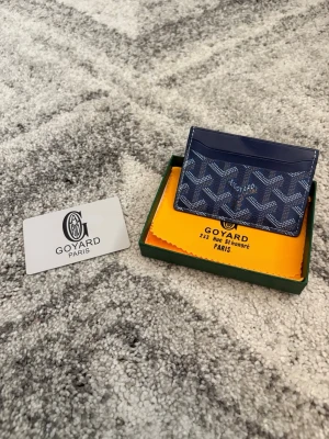 Korthållare - Helt ny och oanvänd  allt på bild medföljer. Fraksrwr inom 24h