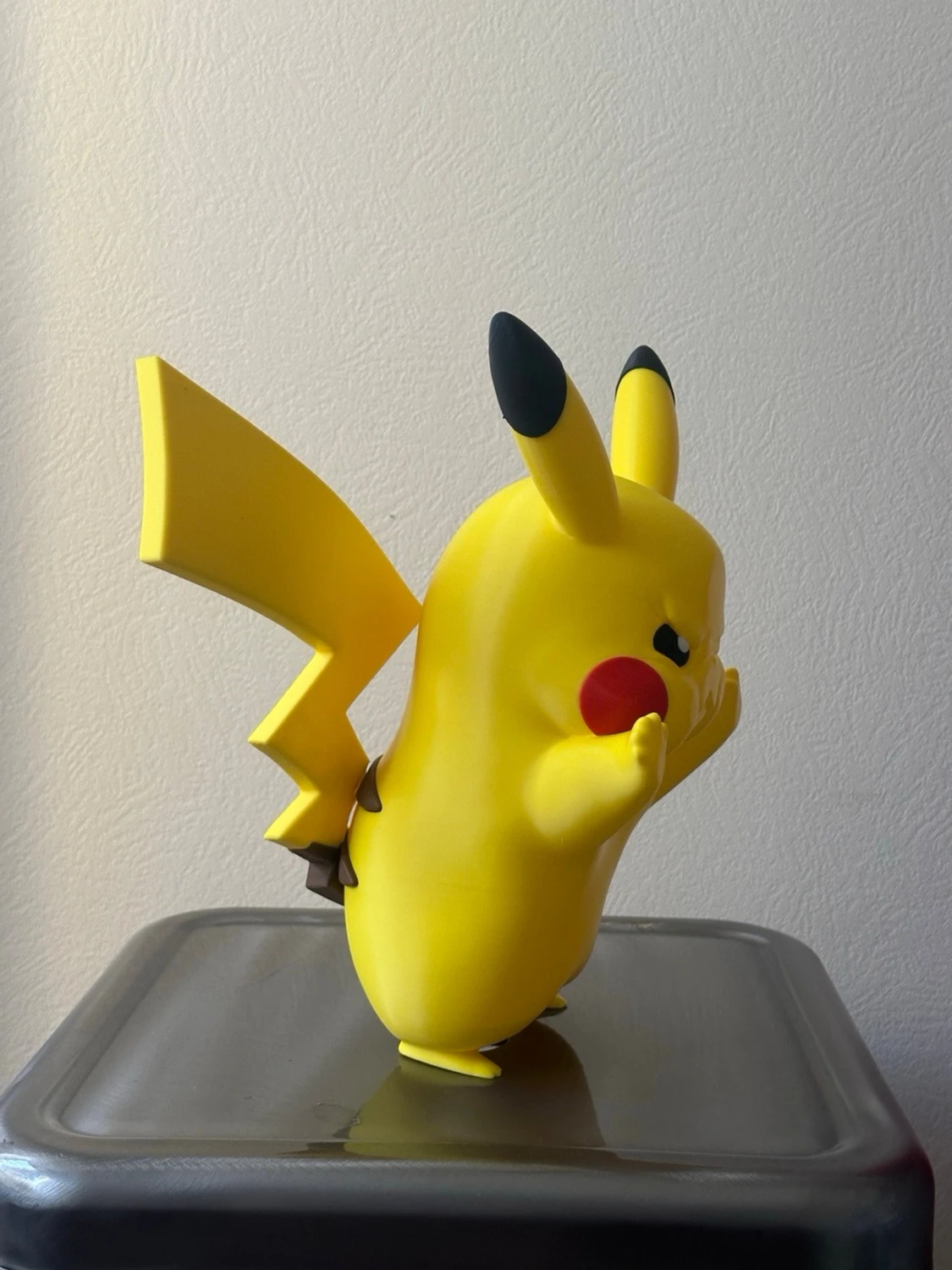 Window Pikachu – Premium Samlarfigur - 2