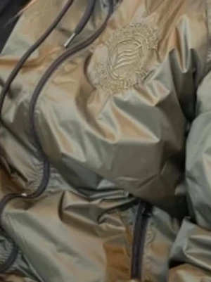 Letar efter: Bajen-jacka i militärgrön - Läs annonsen noga jag säljer inte jackan utan jag letar efter en likadan! Jag är ute efter en Bajen-jacka i militärgrön färg. storlek M/L Om någon säljer en sådan, eller vet var man kan få tag på en, hör gärna av dig! Tack på förhand! 🙏💚