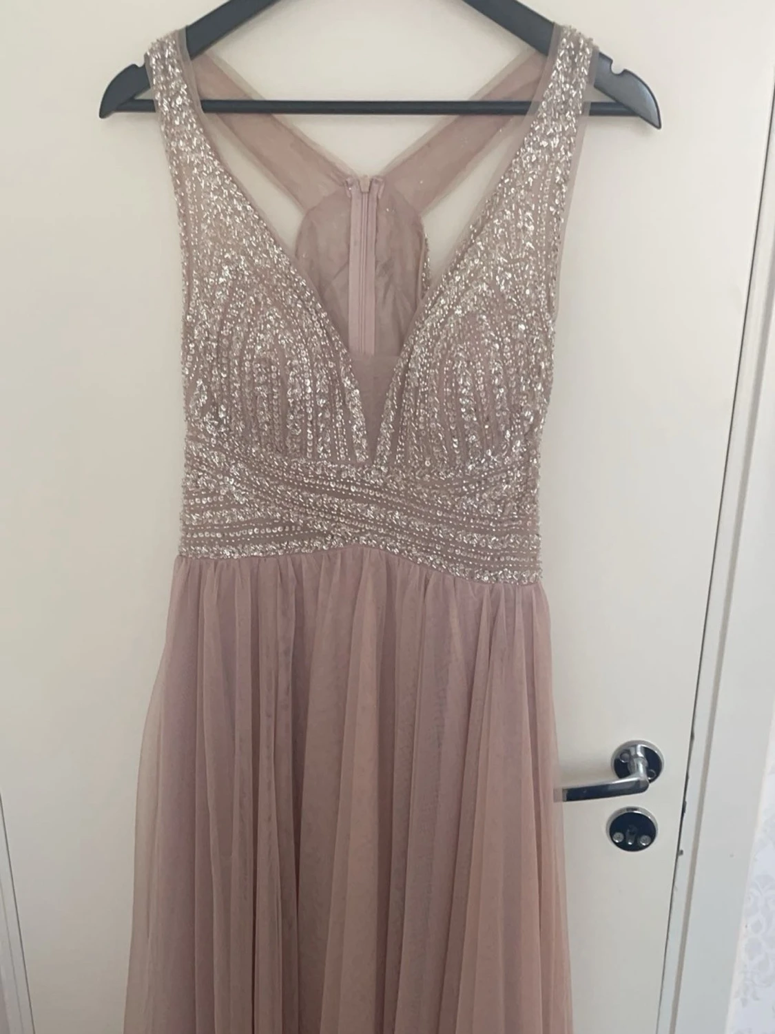 Glittrig långklänning i rosa champagne