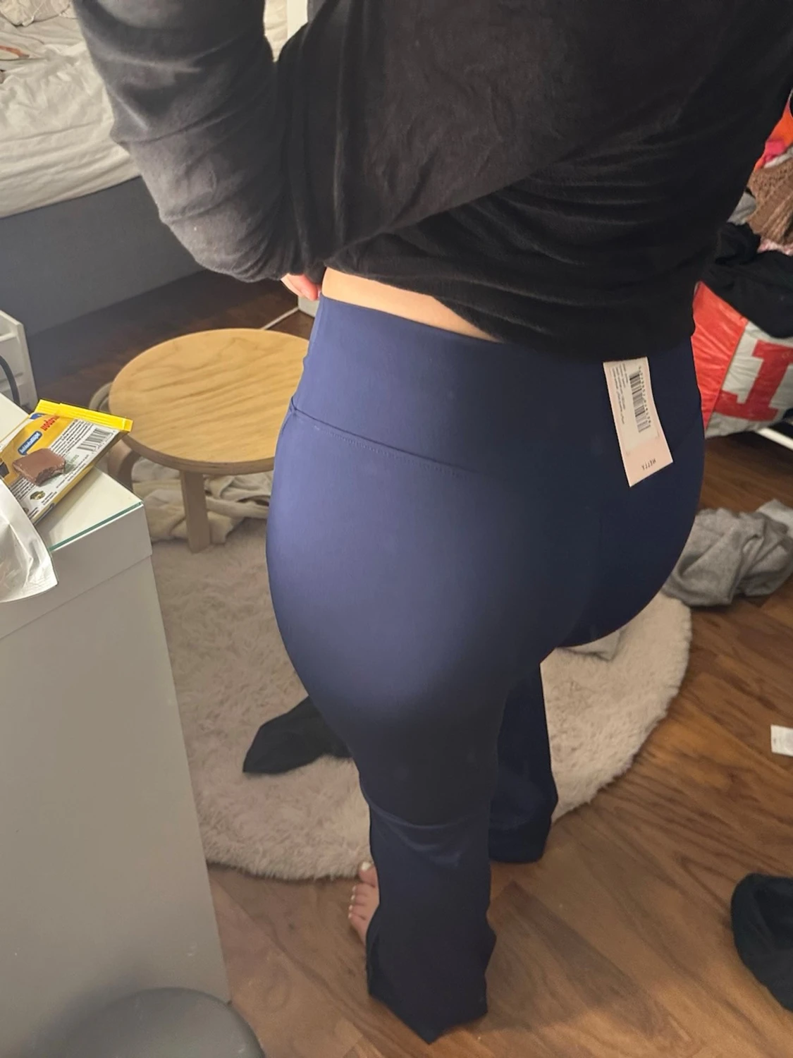 Mörkblå utsvängda leggings - 1