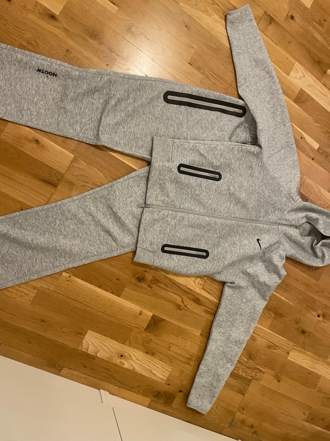 Grå mjukisbyxor från Nike x NOCTA