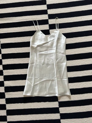 Slip Dress - Slip dress från Emili.