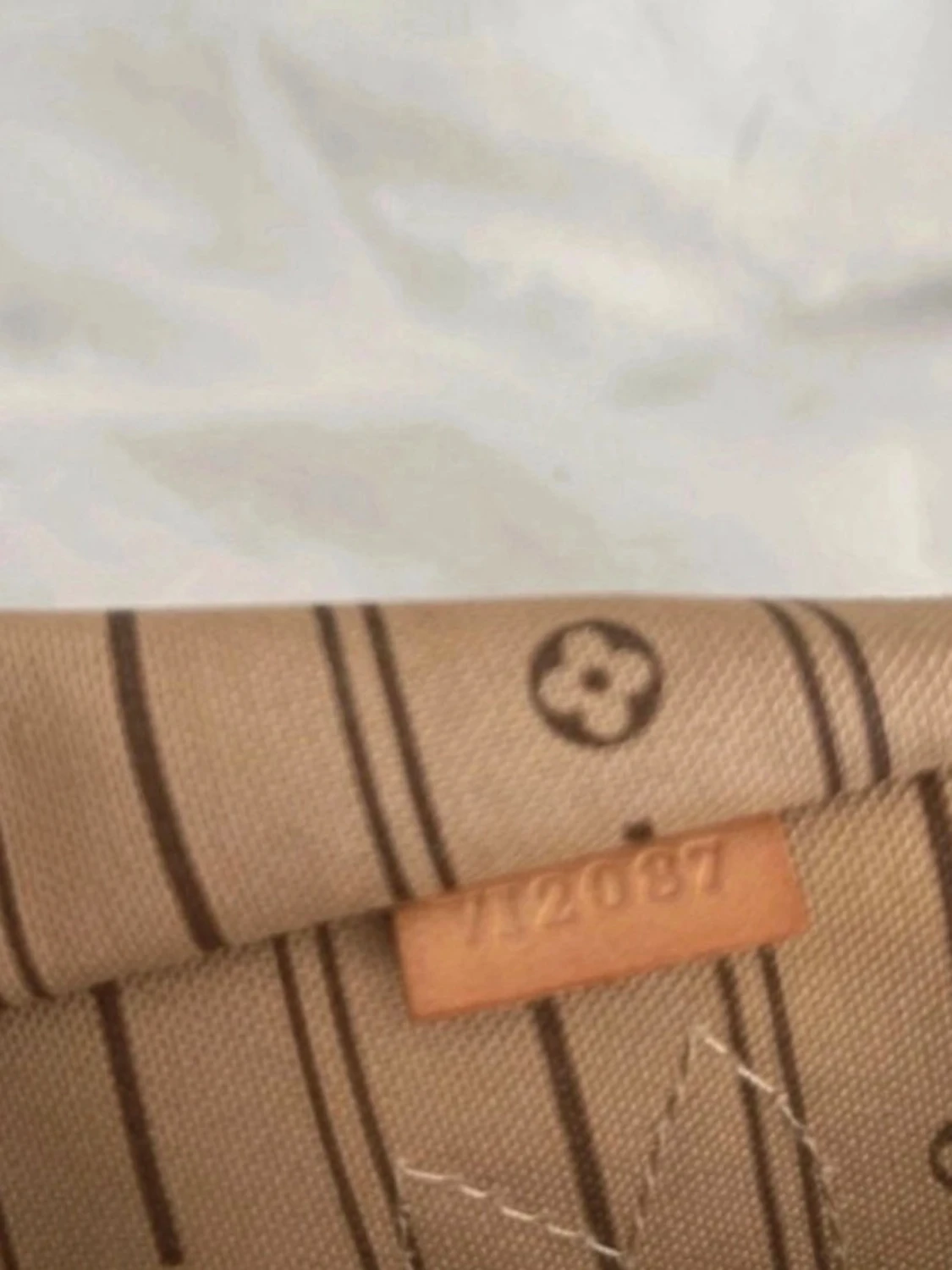 Louis Vuitton Neverfull Monogram - 4