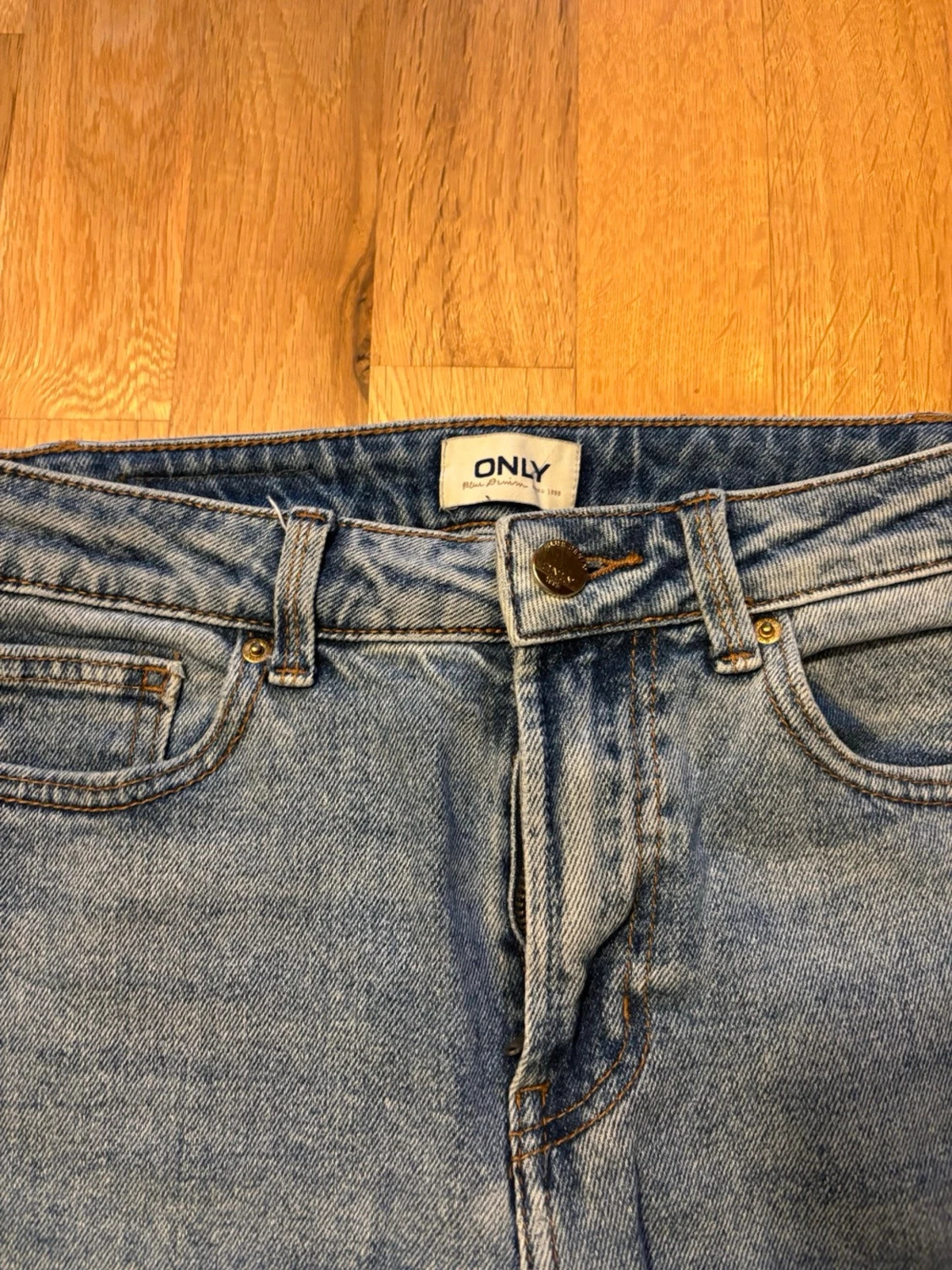 Blå raka jeans från ONLY - 1