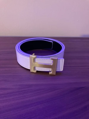 H bälte - Tja! Säljer nu detta snygga H bältet. Hör av dig vid frågor! 😃