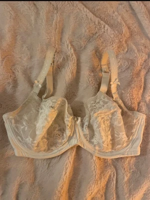 Hunkemöller BH - Srlk 70G