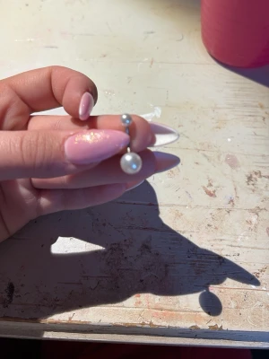 Navel piercing  - Aldrig använda 