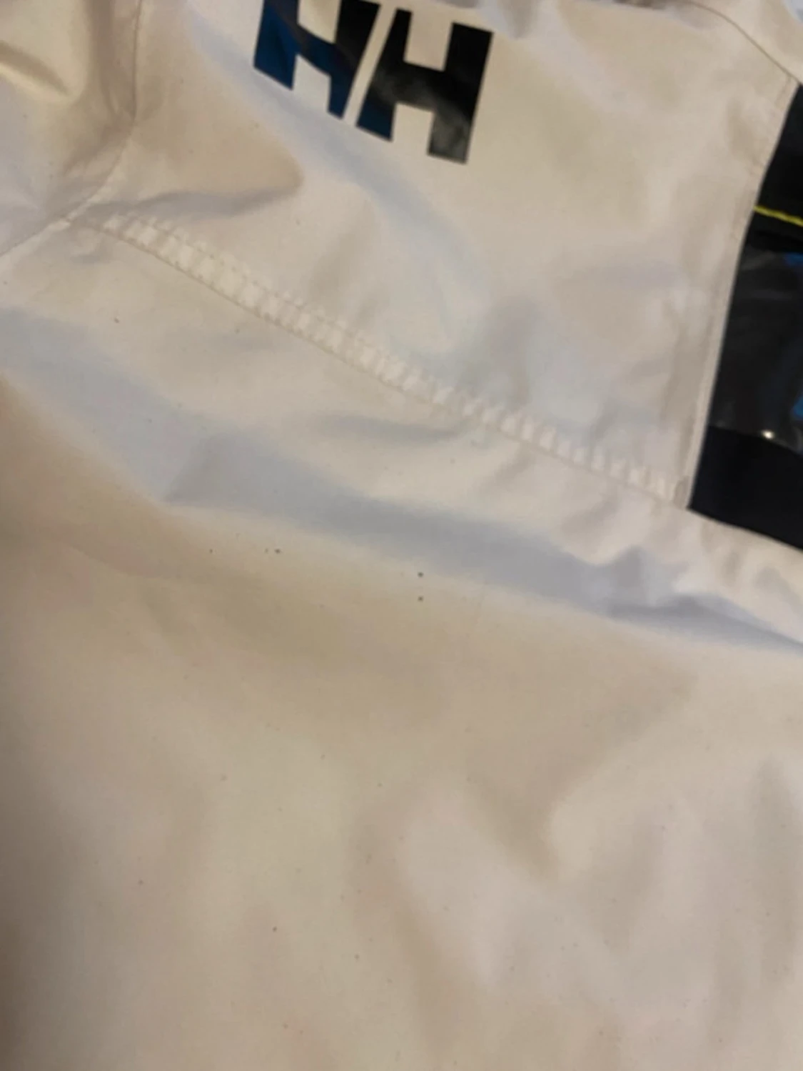 Vit jacka från Helly Hansen - 3