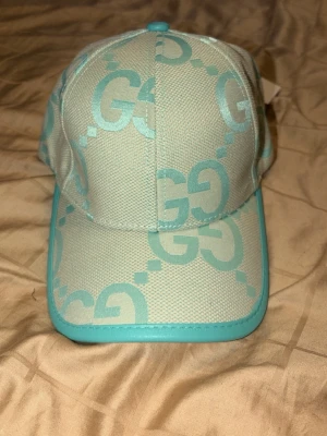 Gucc*i keps Grön - Gucc*i keps i färgen grön ny och oanvänd med tagg.