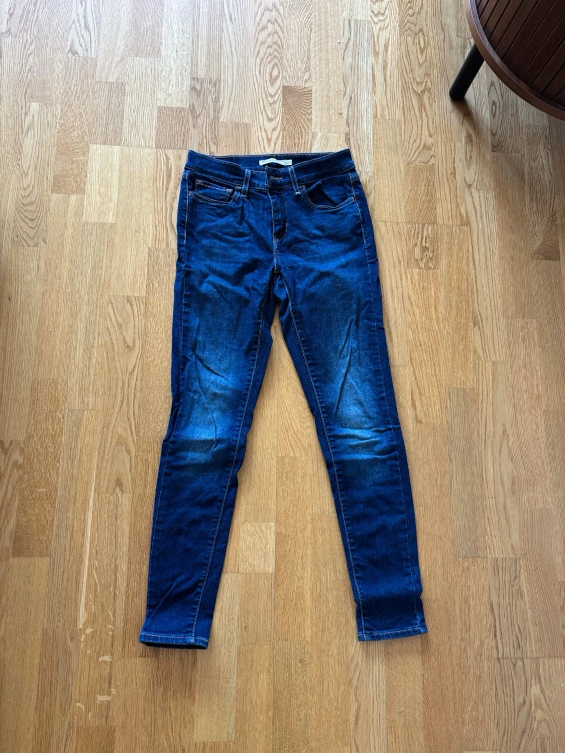 Mörkblå skinny jeans från Levi's - 1