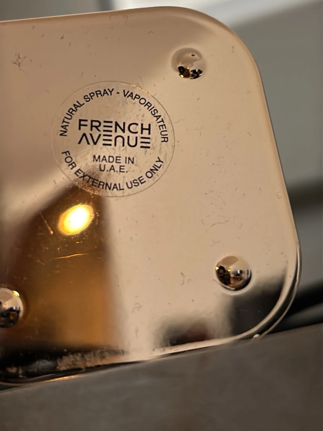 French Avenue Vulcan Fue - 3