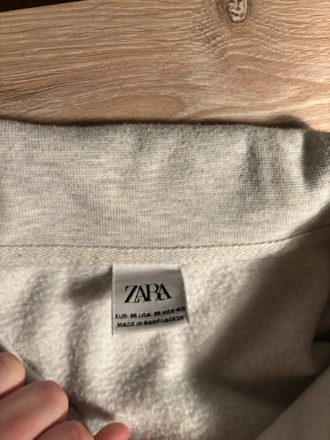 Ljusgrå halvzip sweatshirt - 2