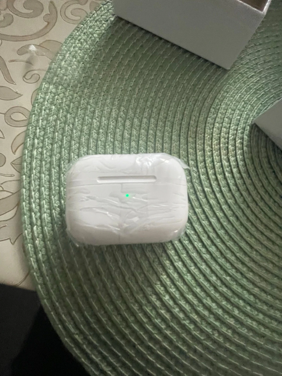  AirPods Pro med laddningsetui - 3