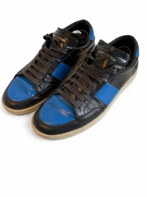 Saint Laurent Skor  - Yves Saint Lauren Skor + dustbags, extra snören | Skick: allmänt bra skick 