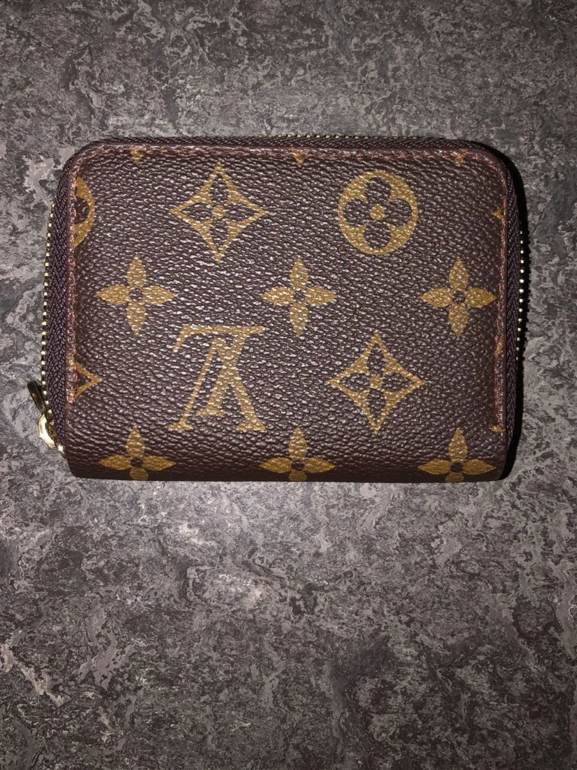 Brun monogram plånbok