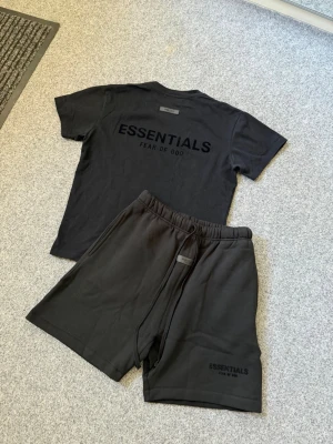 Essentials black summer set - size M, true to size. As new, unused.